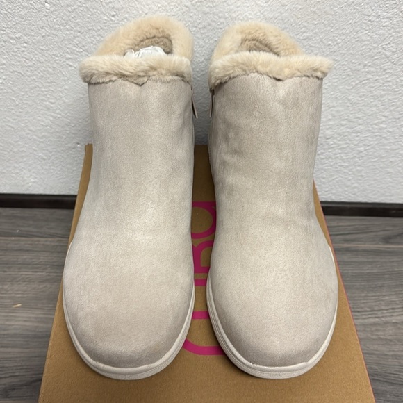 Ryka Nimbus Weatherproof Women's Ankle Boots (WIDE) - Picture 4 of 6